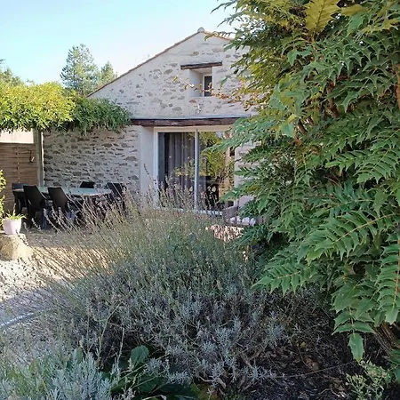 Les Granges Du Chiron 3* La Garnache