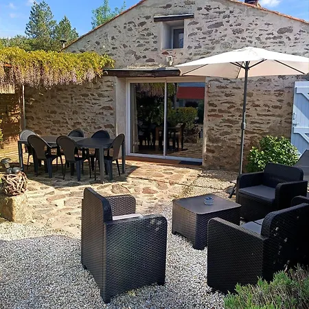 Couette-café Les Granges Du Chiron La Garnache