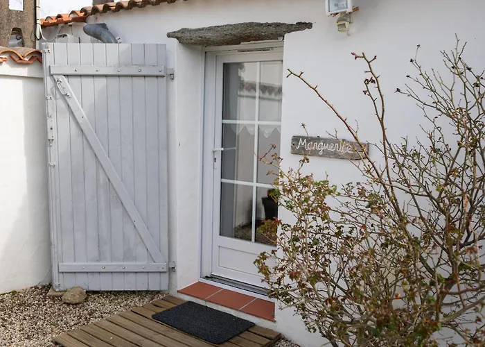 Les Granges Du Chiron La Garnache